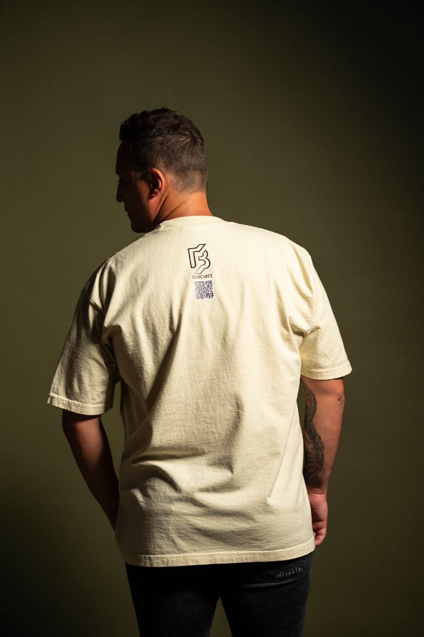 BLVCK LVBEL T-SHIRT | CREAM YELLOW